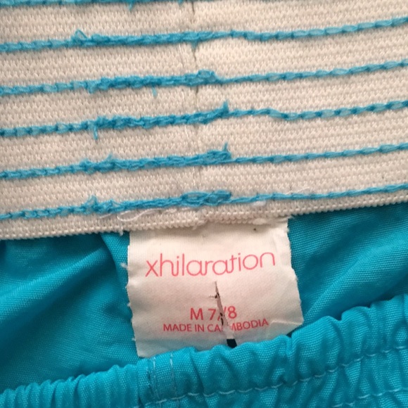 (2) Girls Boardshorts - Picture 10 of 10